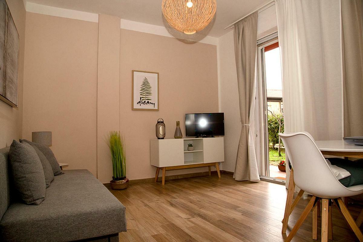 Casalou' Apartment Sarzana Exterior photo